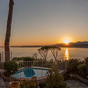 Chateau Des - Five Stars House Villa